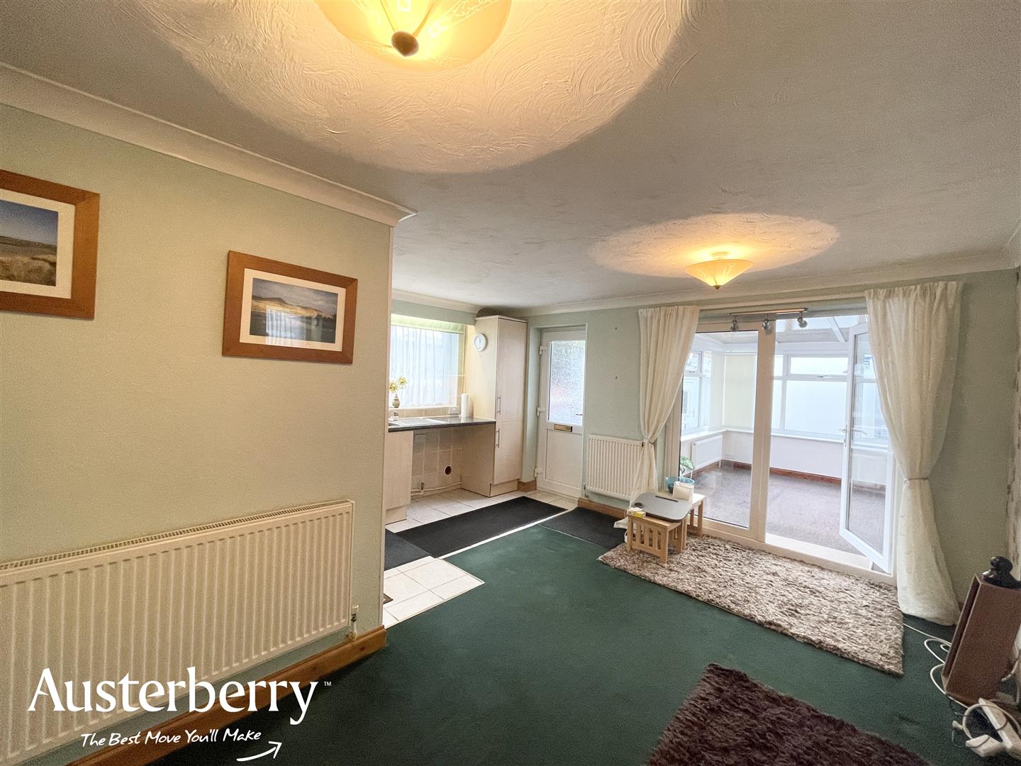 2 bed property in Waterdale Grove, Stoke-On-Trent